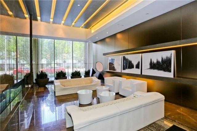 2101 - 101 Charles St E, Condo with 2 bedrooms, 2 bathrooms and 1 parking in Toronto ON | Image 2