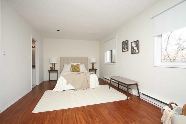 46 Sultana Ave, House detached with 4 bedrooms, 4 bathrooms and 4 parking in Toronto ON | Image 7