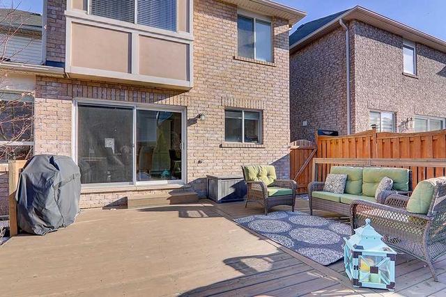 827 Bessy Tr, House detached with 4 bedrooms, 3 bathrooms and 4 parking in Milton ON | Image 25