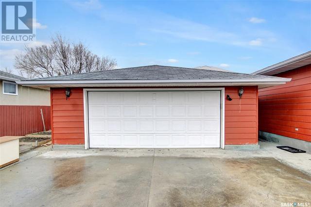 3 Walden Crescent, House detached with 5 bedrooms, 2 bathrooms and null parking in Regina SK | Image 34