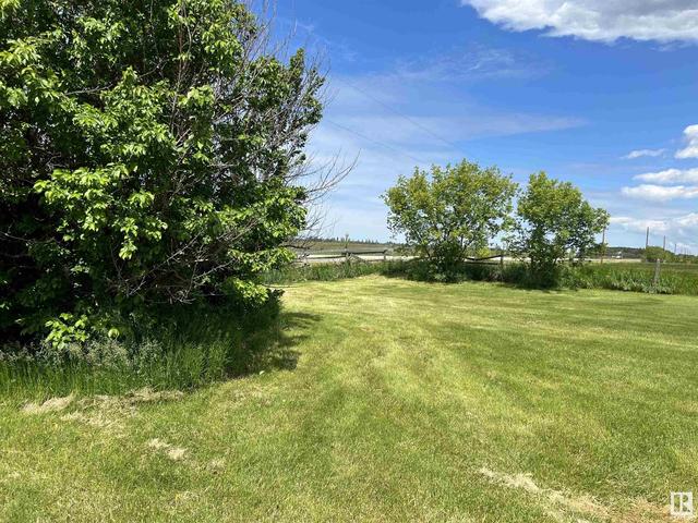 55303 Rge Rd 260, House detached with 3 bedrooms, 2 bathrooms and null parking in Sturgeon County AB | Image 27