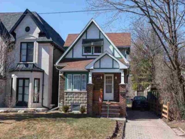 184 Falkirk St, House detached with 2 bedrooms, 1 bathrooms and 4 parking in Toronto ON | Image 1