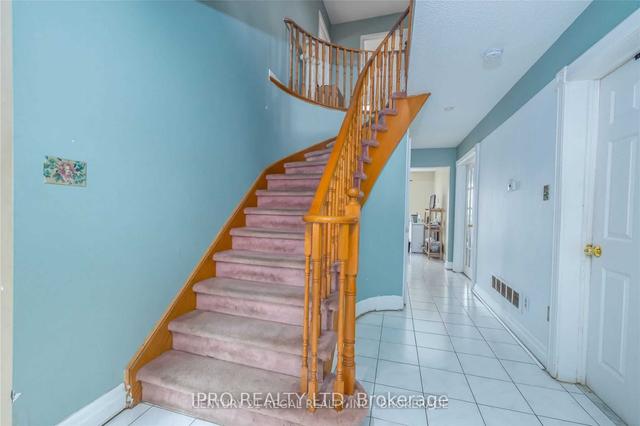 5054 Fairwind Dr W, House detached with 4 bedrooms, 4 bathrooms and 6 parking in Mississauga ON | Image 26