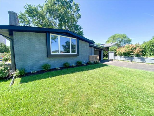 6 Balmoral Pl, House detached with 3 bedrooms, 2 bathrooms and 5 parking in St. Catharines ON | Image 12