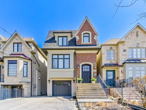 107 Castlewood Rd, House detached with 4 bedrooms, 5 bathrooms and 3 parking in Toronto ON | Card Image