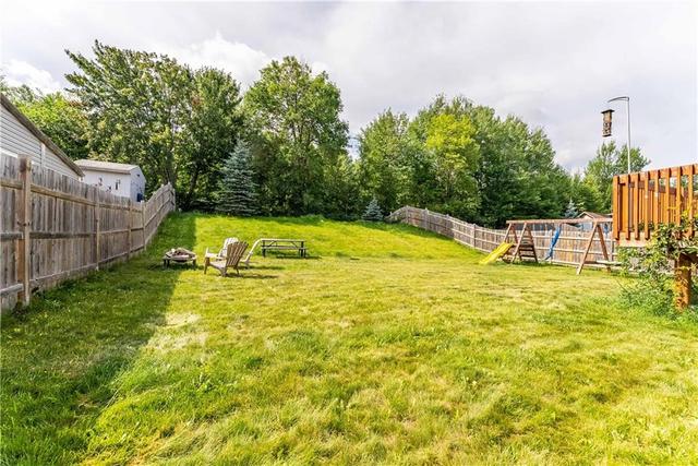 661 Fairview Avenue S, House detached with 4 bedrooms, 2 bathrooms and 3 parking in Laurentian Valley ON | Image 24