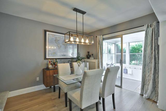 64 Thirty First St, House detached with 2 bedrooms, 2 bathrooms and 2 parking in Toronto ON | Image 3