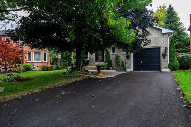 1028 Moorelands Cres, House detached with 3 bedrooms, 3 bathrooms and 3 parking in Pickering ON | Image 34