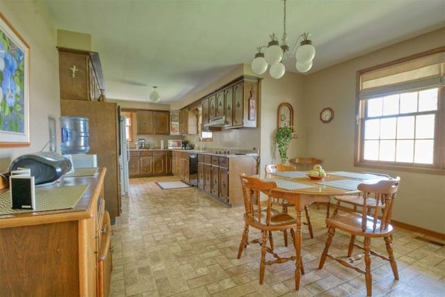 8281 Fansher Rd S, House detached with 3 bedrooms, 2 bathrooms and 11 parking in Dawn Euphemia ON | Image 18
