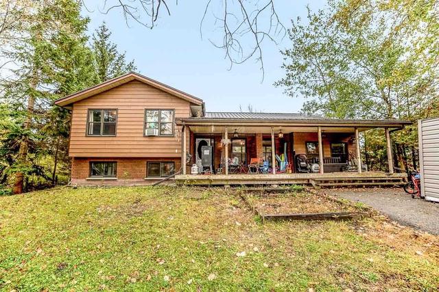 8 Eldon Dr, House detached with 3 bedrooms, 2 bathrooms and 3 parking in Kawartha Lakes ON | Image 1