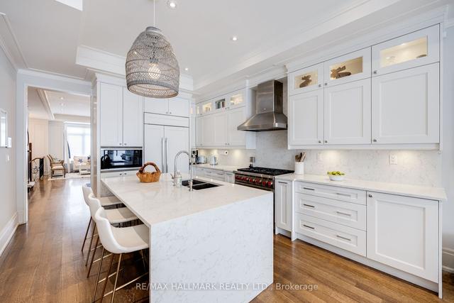 347 Melrose Ave, House detached with 4 bedrooms, 5 bathrooms and 4 parking in Toronto ON | Image 36