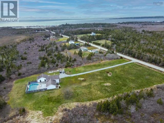 8201 Highway 3, House detached with 4 bedrooms, 2 bathrooms and null parking in Barrington NS | Image 6