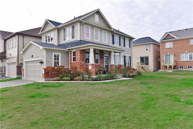 81 Ruhl Dr, House detached with 4 bedrooms, 3 bathrooms and 2 parking in Milton ON | Image 2
