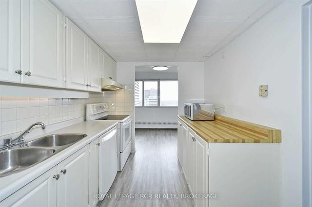 1506 - 735 Don Mills Rd, Condo with 2 bedrooms, 1 bathrooms and 1 parking in Toronto ON | Image 13
