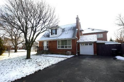upper - 31 Downing St, House detached with 3 bedrooms, 2 bathrooms and null parking in Toronto ON | Image 1