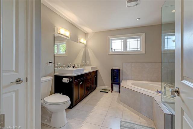 7012 Clayton Walk, House detached with 5 bedrooms, 3 bathrooms and null parking in London ON | Image 15