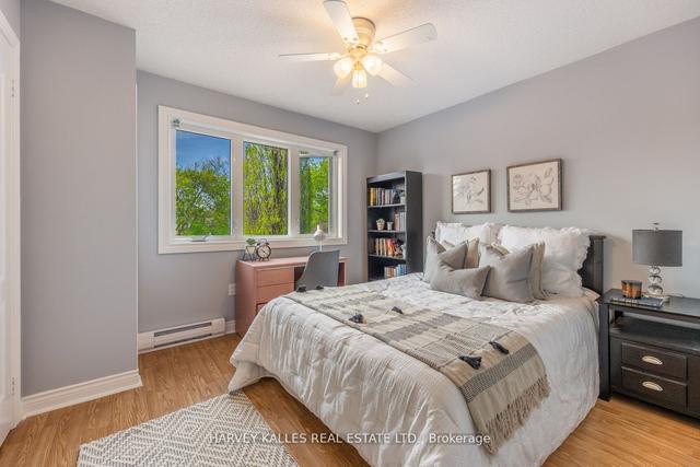 42 Bowring Walk, House detached with 4 bedrooms, 3 bathrooms and 6 parking in Toronto ON | Image 22
