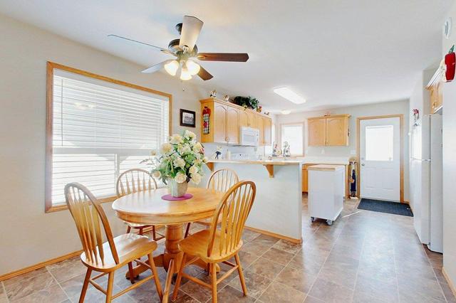 11 Kerr Close, House detached with 3 bedrooms, 2 bathrooms and 2 parking in Red Deer AB | Image 8