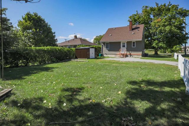70 Whyte Ave N, House detached with 2 bedrooms, 1 bathrooms and 2 parking in Thorold ON | Image 20