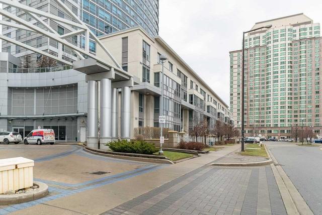 Th127 - 38 Lee Centre Dr, Townhouse with 2 bedrooms, 2 bathrooms and 1 parking in Toronto ON | Image 18