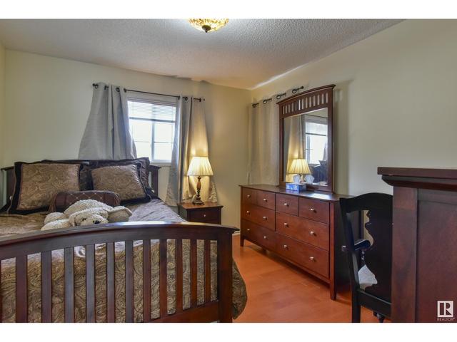 16 - 17418 98a Av Nw, House attached with 2 bedrooms, 2 bathrooms and 4 parking in Edmonton AB | Image 23