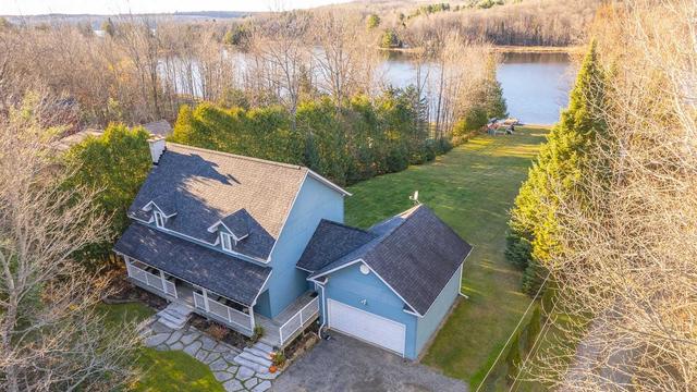 2531 Kashagawigamog Lake Rd, House detached with 4 bedrooms, 2 bathrooms and 9 parking in Minden Hills ON | Image 33