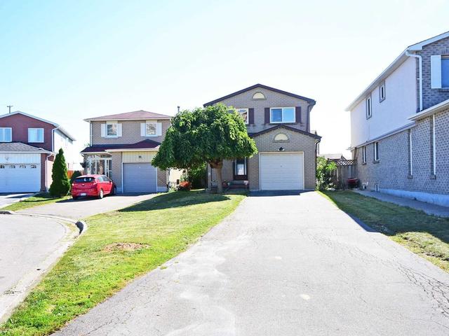 26 Redwood Pl, House detached with 3 bedrooms, 4 bathrooms and 7 parking in Brampton ON | Image 12
