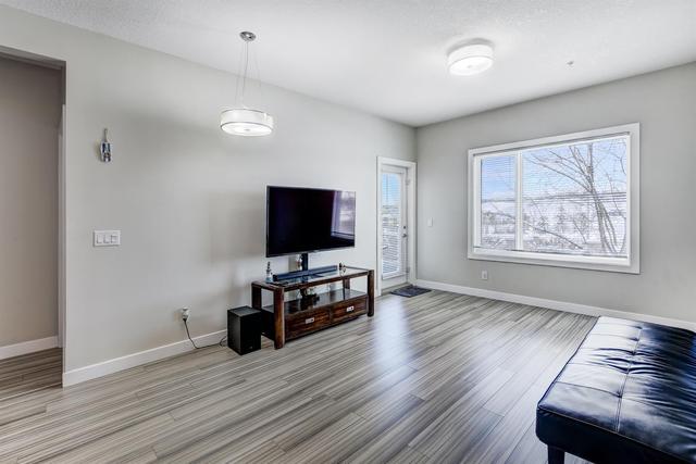 3 - 4 Sage Hill Terrace Nw, Condo with 1 bedrooms, 2 bathrooms and 1 parking in Calgary AB | Card Image