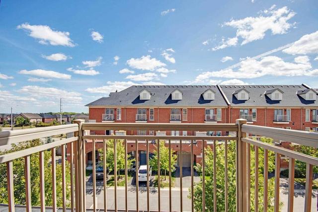 3 - 2530 Countryside Dr, Townhouse with 3 bedrooms, 3 bathrooms and 1 parking in Brampton ON | Image 12