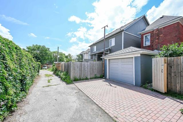 364 John St N, House detached with 2 bedrooms, 1 bathrooms and 2 parking in Hamilton ON | Image 31