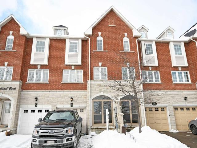 793 Candlestick Circ, House attached with 3 bedrooms, 4 bathrooms and 2 parking in Mississauga ON | Image 1