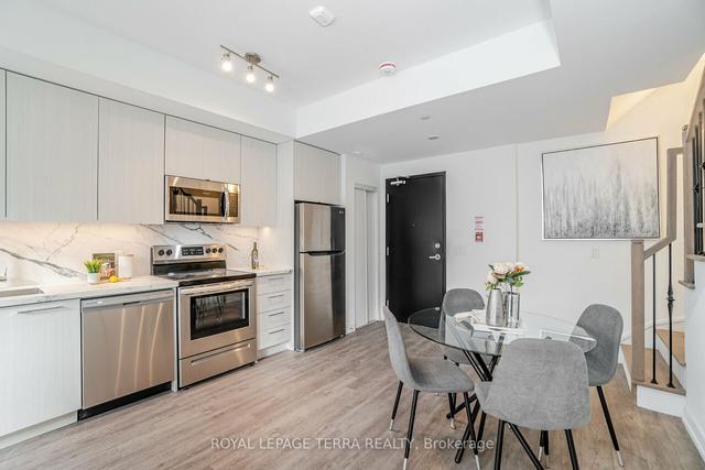 28 - 871 Sheppard Ave W, Townhouse with 3 bedrooms, 3 bathrooms and 1 parking in Toronto ON | Image 23