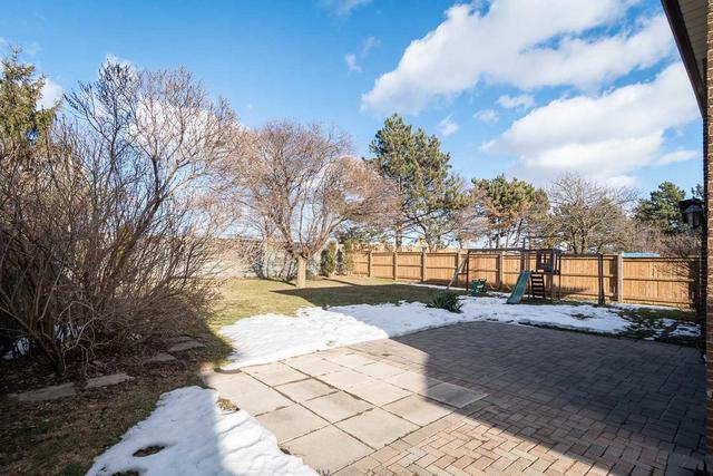 513 Valleyview Cres, House detached with 3 bedrooms, 3 bathrooms and 6 parking in Milton ON | Image 31