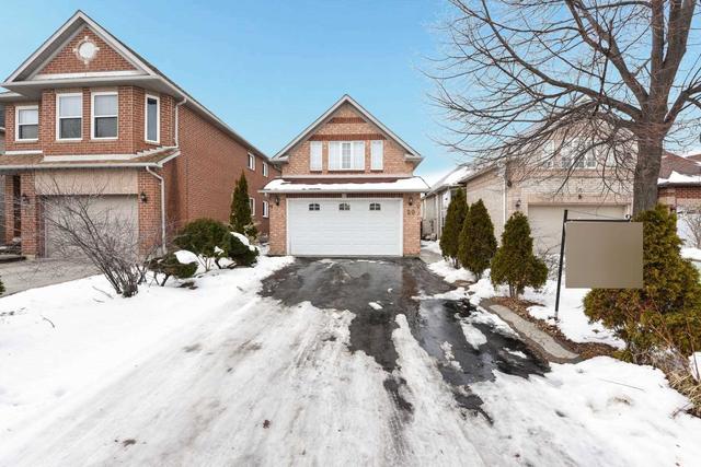 20 Saddletree Tr, House detached with 2 bedrooms, 2 bathrooms and 4 parking in Brampton ON | Image 1
