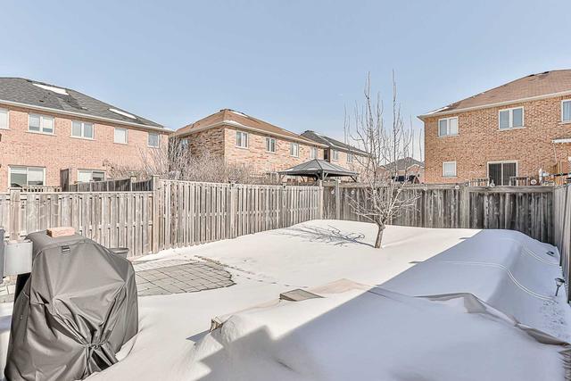 118 Black Maple Cres, House semidetached with 4 bedrooms, 4 bathrooms and 4 parking in Vaughan ON | Image 31