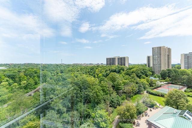 1002 - 7 Concorde Pl, Condo with 2 bedrooms, 2 bathrooms and 2 parking in Toronto ON | Image 26