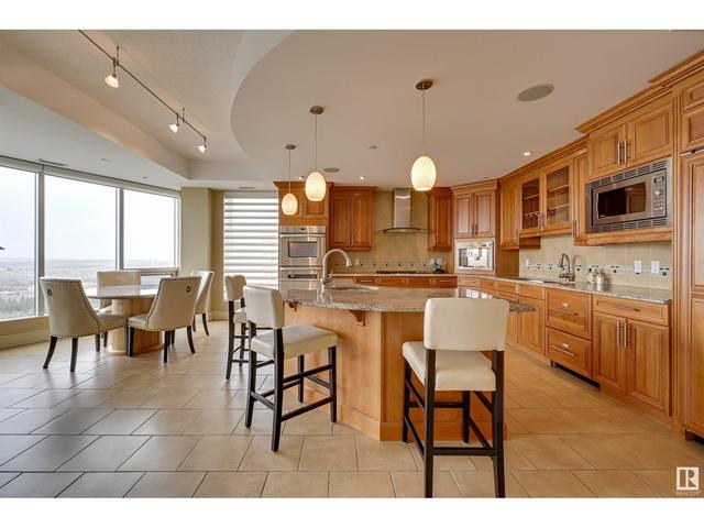 1900 - 10035 Saskatchewan Dr Nw, Condo with 3 bedrooms, 4 bathrooms and 5 parking in Edmonton AB | Image 19