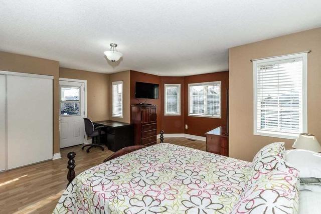 195 Vintage Gate, House detached with 4 bedrooms, 3 bathrooms and 6 parking in Brampton ON | Image 11