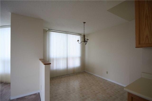 1003 - 100 Millside Dr, Condo with 2 bedrooms, 2 bathrooms and 1 parking in Milton ON | Image 5