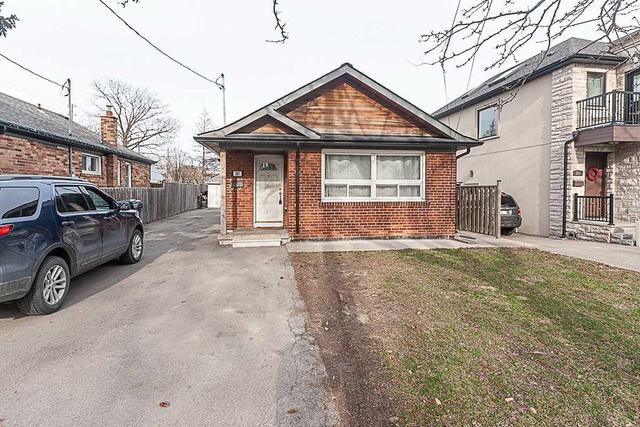 287 Gamma St, House detached with 3 bedrooms, 3 bathrooms and 5 parking in Toronto ON | Image 1