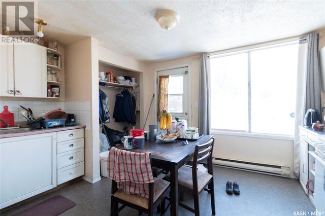 1127 F Avenue N, House detached with 2 bedrooms, 1 bathrooms and null parking in Saskatoon SK | Image 5