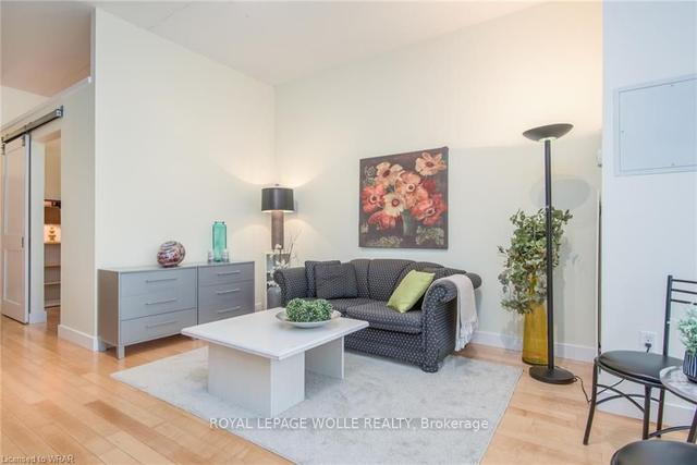 306 - 42 Bridgeport Rd E, Condo with 1 bedrooms, 1 bathrooms and 1 parking in Waterloo ON | Image 3
