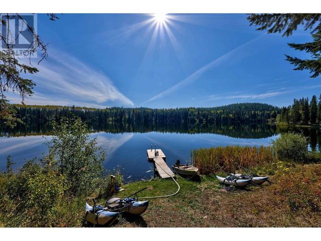 8196 N Bridge Lake Road, House detached with 1 bedrooms, 1 bathrooms and null parking in Cariboo L BC | Image 33