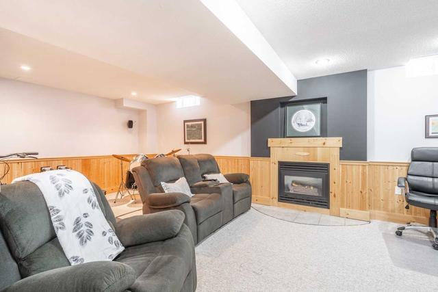 95 Niska Dr, House detached with 3 bedrooms, 4 bathrooms and 5 parking in Hamilton ON | Image 20
