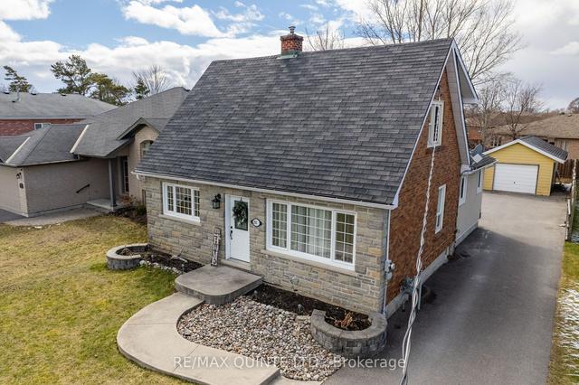 250 Palmer Rd, House detached with 3 bedrooms, 3 bathrooms and 9 parking in Belleville ON | Image 12