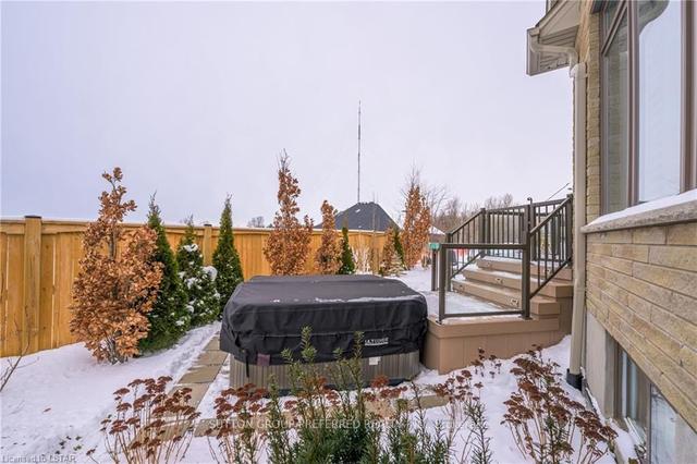 19 - 1710 Ironwood Rd, Condo with 2 bedrooms, 3 bathrooms and 3 parking in London ON | Image 27