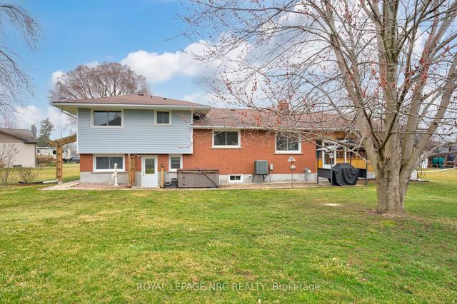54 Valley Rd, House detached with 3 bedrooms, 2 bathrooms and 16 parking in St. Catharines ON | Image 24