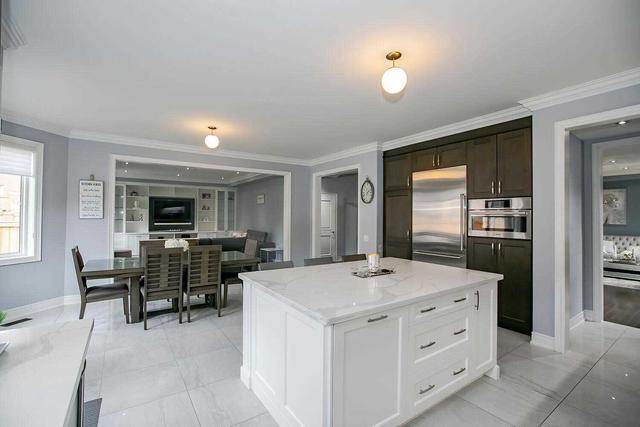 41 Blackberry Valley Cres, House detached with 4 bedrooms, 6 bathrooms and 9 parking in Caledon ON | Image 5