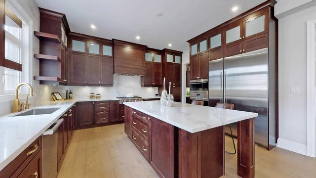 708 Frank Hempen Crt, House detached with 5 bedrooms, 6 bathrooms and 9 parking in Newmarket ON | Image 21