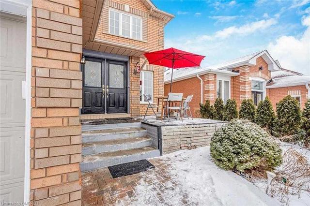 31 Colleyville St, House detached with 4 bedrooms, 4 bathrooms and 6 parking in Brampton ON | Image 27